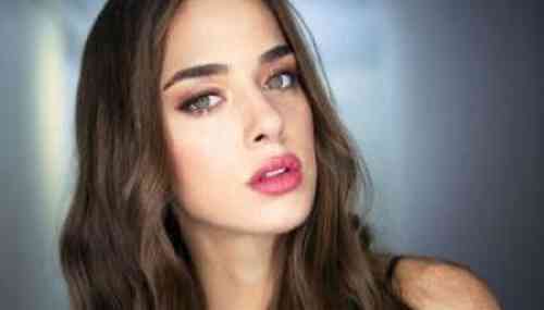 Hande Soral Age, Net Worth, Height, Affair, Career, and More