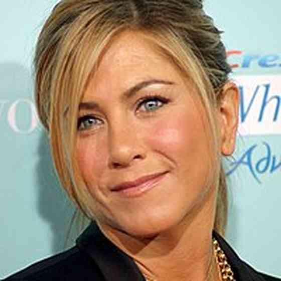 Jennifer Aniston Net Worth, Height, Age, Affair, Career, and More