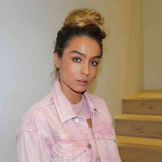 Sommer Ray Age, Net Worth, Height, Affair, Career, and More