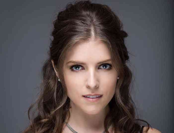 Anna Kendrick Height, Age, Net Worth, Affair, Career, and More