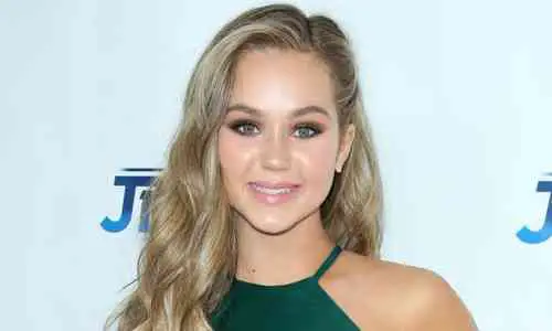 Brec Bassinger Affair, Height, Net Worth, Age, Career, and More