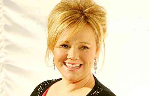 Caroline Rhea