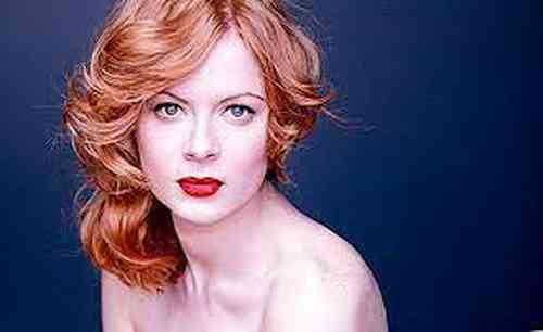 Emily Beecham Affair, Height, Net Worth, Age, Career, and More