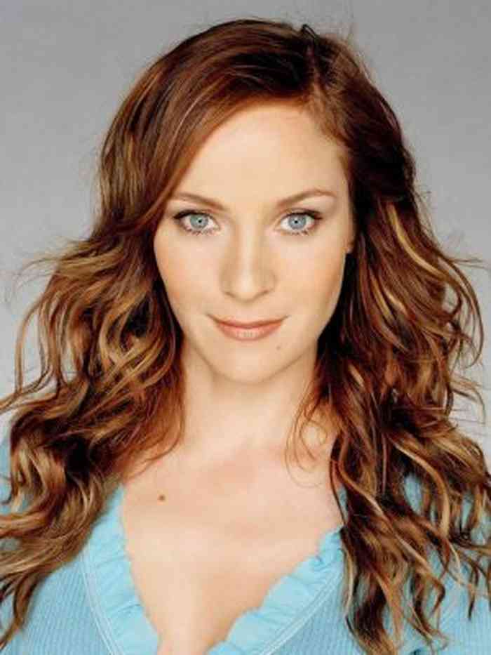 Jeanette Hain Height, Age, Net Worth, Affair, Career, and More