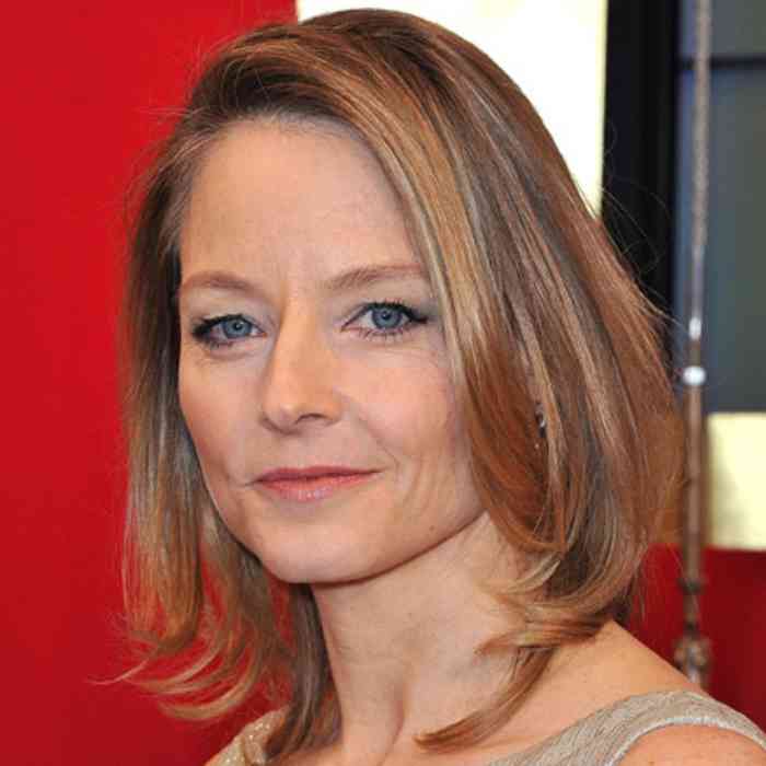 Jodie Foster Age, Net Worth, Height, Affair, Career, and More