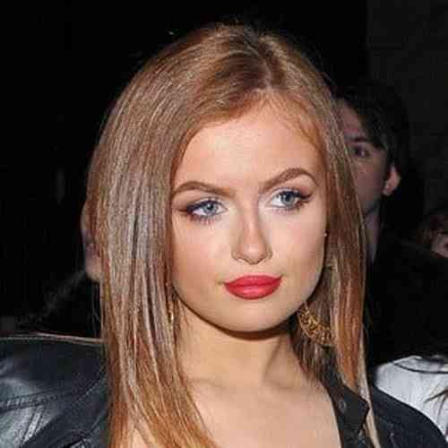 Maisie Smith Age, Net Worth, Height, Affair, Career, and More