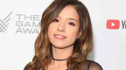 Pokimane Height, Age, Net Worth, Affair, Career, and More