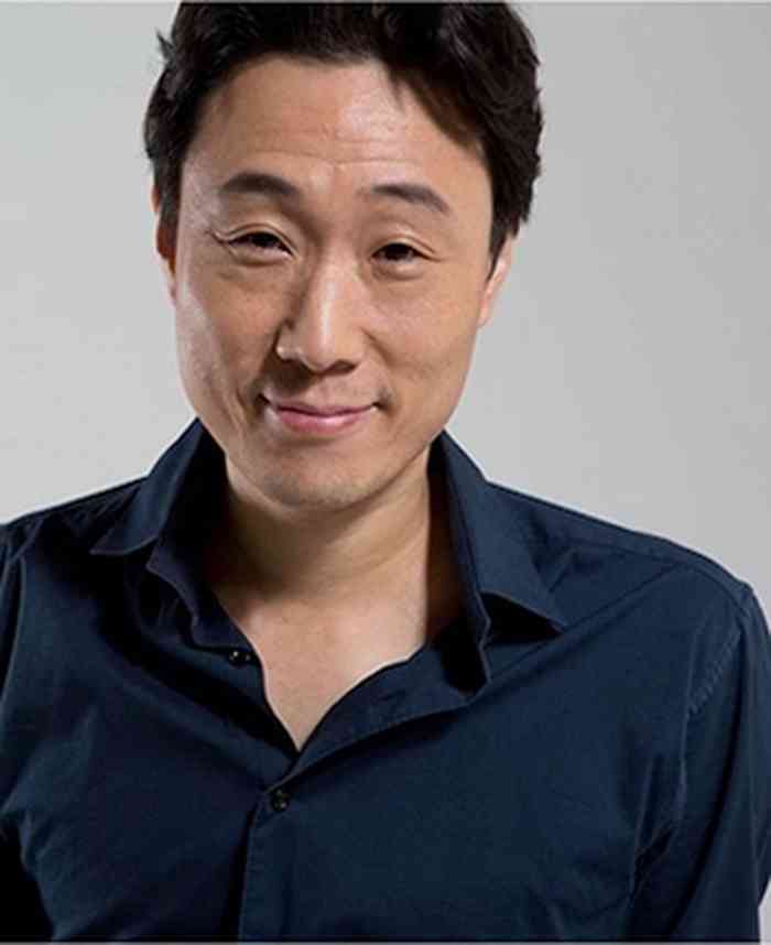 Shin Moon-Sung Age, Net Worth, Height, Affair, Career, and More