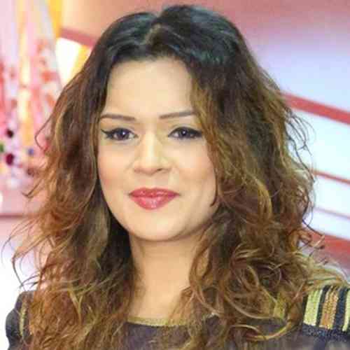  Aashka Goradia