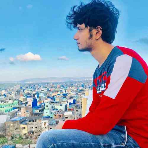 Khushab Hussain Height, Age, Net Worth, Affair, Career, and More