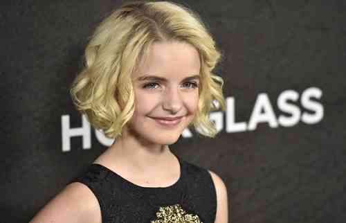 Mckenna Grace Height, Age, Net Worth, Affair, Career, and More