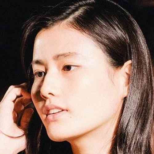 Mei Nagano Age, Net Worth, Height, Affair, Career, and More