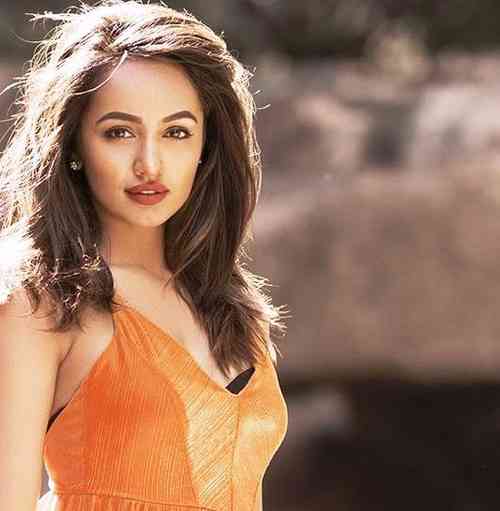 Tejaswi Madivada Net Worth, Height, Age, Affair, Career, and More