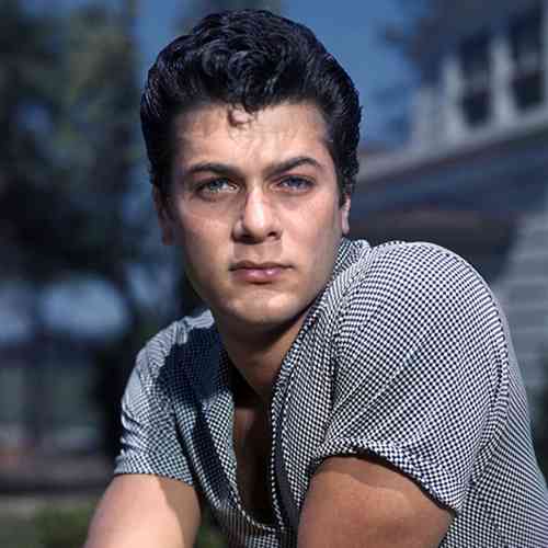  Tony Curtis 