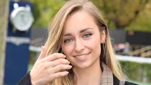 Emma Hallyday Net Worth, Height, Age, Affair, Career, and More Emma Hallyday