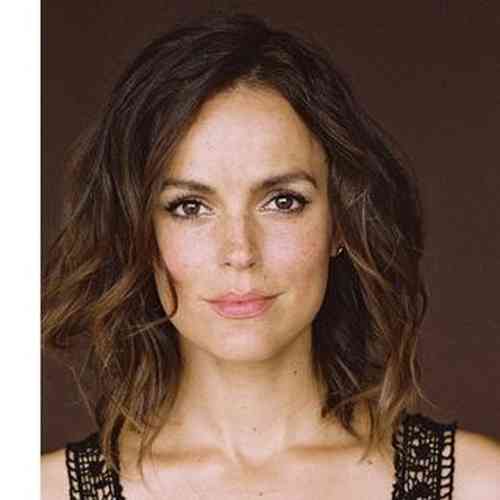 Erin Cahill Affair, Height, Net Worth, Age, Career, and More