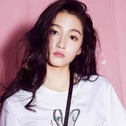 Guan Xiaotong Height, Age, Net Worth, Affair, Career, and More