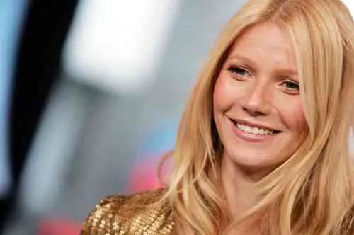 Gwyneth Paltrow Age, Net Worth, Height, Affair, Career, and More