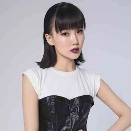 Isabelle Huang
