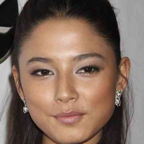 Jessica Gomes Age, Net Worth, Height, Affair, Career, and More