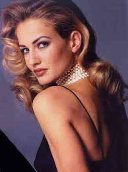 Karen Mulder Affair, Height, Net Worth, Age, Career, and More