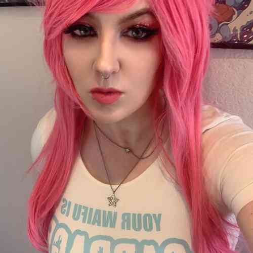 Kira Buckland Affair, Height, Net Worth, Age, Career, and More
