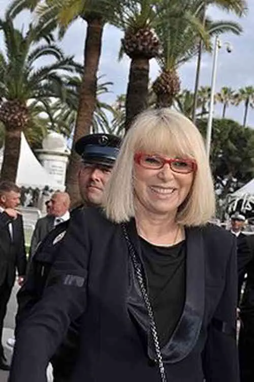 Mireille Darc Affair, Height, Net Worth, Age, Career, and More