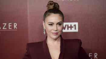 7 Surprising Things About Alyssa Milano – A Singer, Actress, And TV Personality