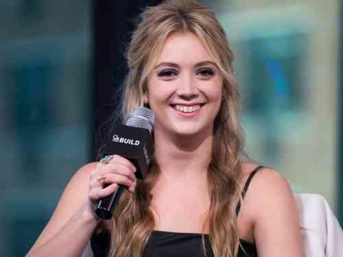 Billie Lourd Height, Age, Net Worth, Affair, Career, and More Billie Lourd