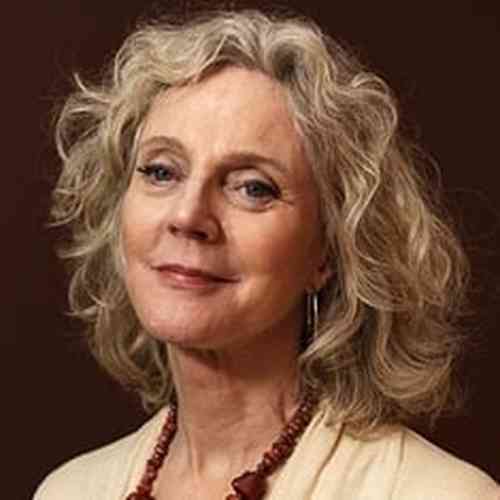 Blythe Danner Height, Age, Net Worth, Affair, Career, and More