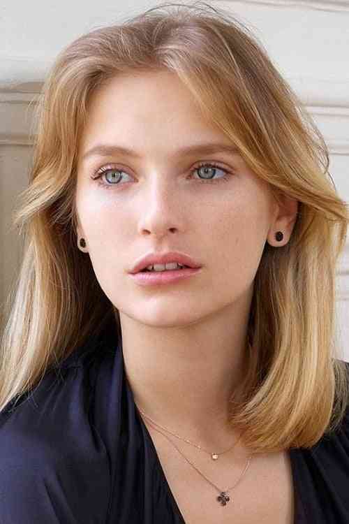 Camille Razat Age, Net Worth, Height, Affair, Career, and More Camille Razat