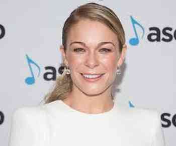 8 Interesting Facts You May Not Know About LeAnn Rimes